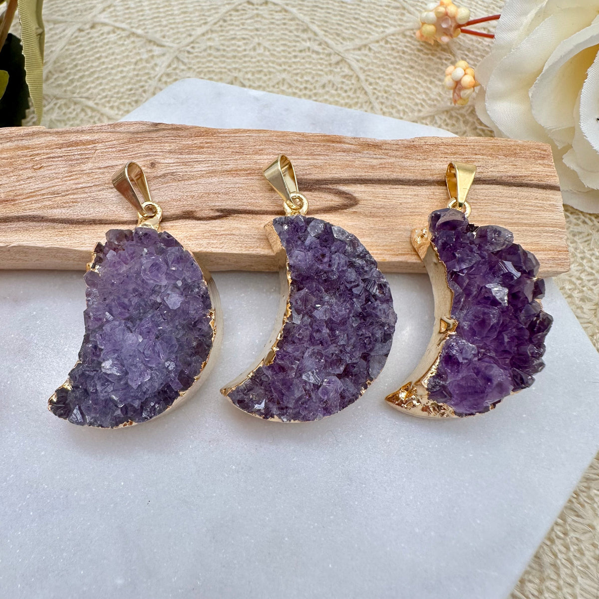 Druzy Amethyst Mond Kettenanhänger goldfarben