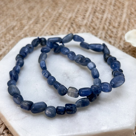 Kyanit Nugget Armband