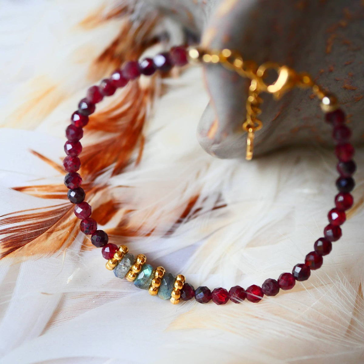 Granat und Labradorit Armband facettiert