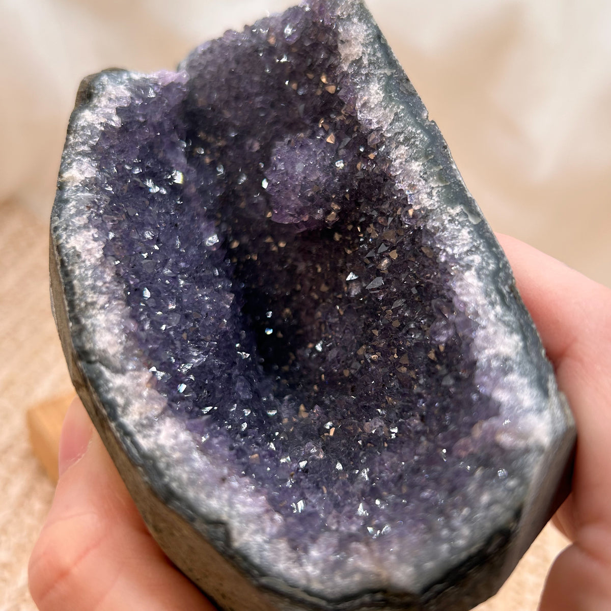 Amethyst Cluster stehend [AW]