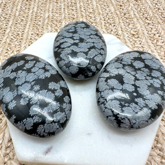 Schneeflockenobsidian Handstein