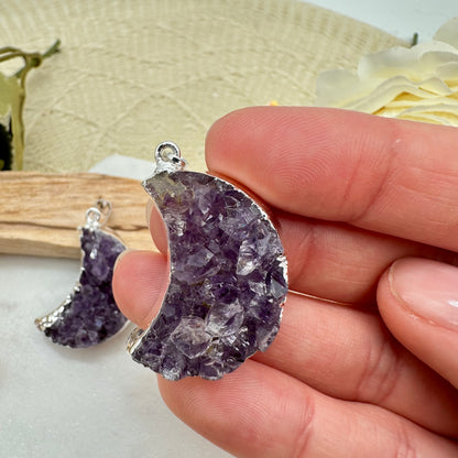 Druzy Amethyst Mond Kettenanhänger silberfarben