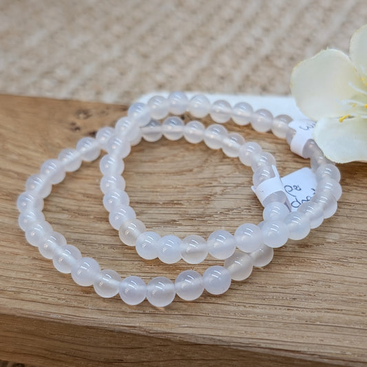 Weißer Achat Armband 6 mm