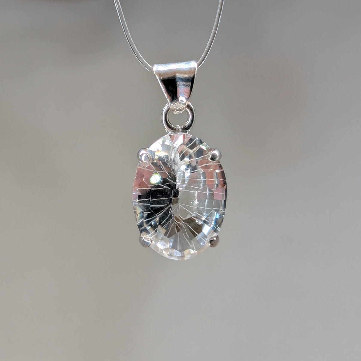Bergkristall Kettenanhänger Krabbenfassung, 925er Silber [J]