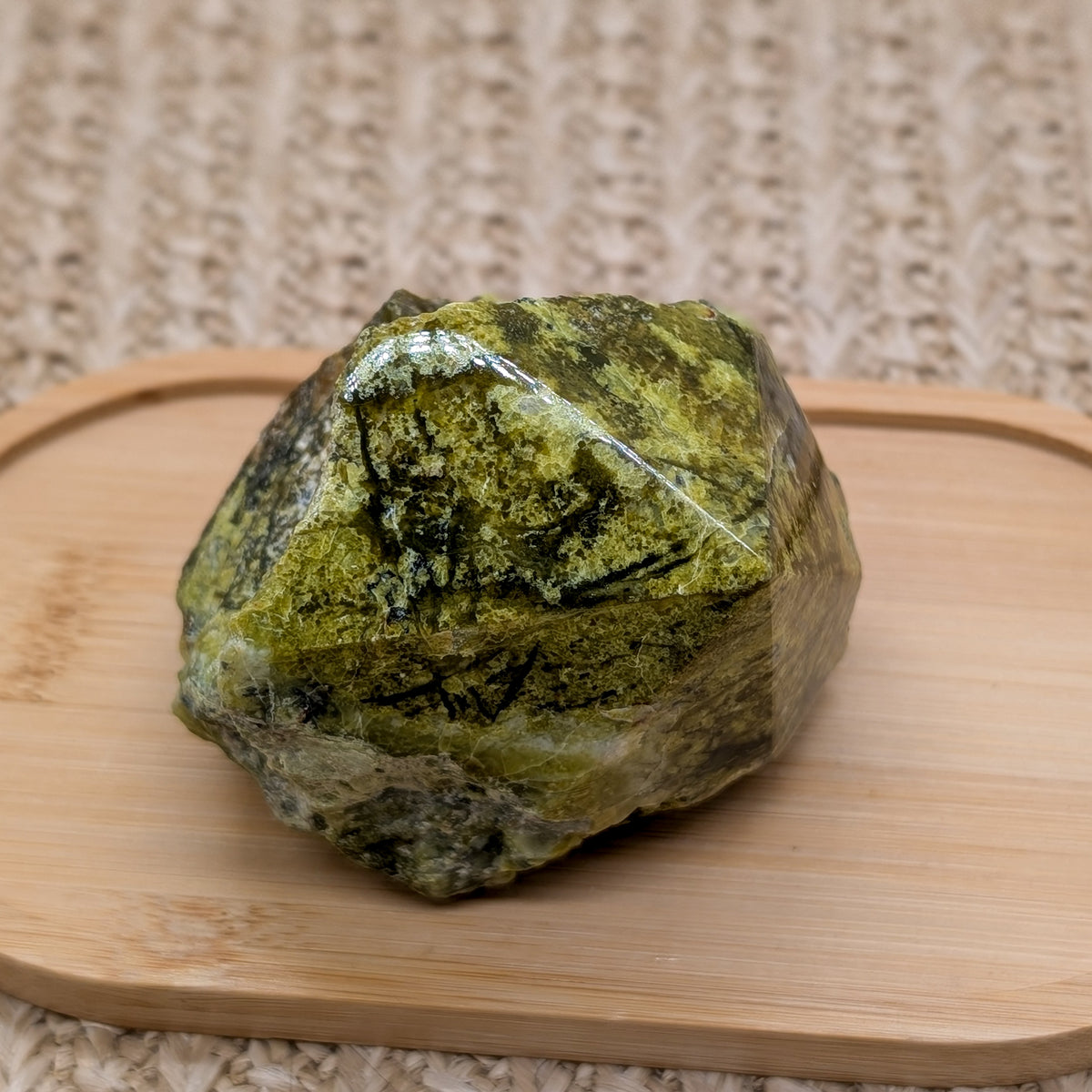 Grüner Opal Spitze / Anschliff [R]