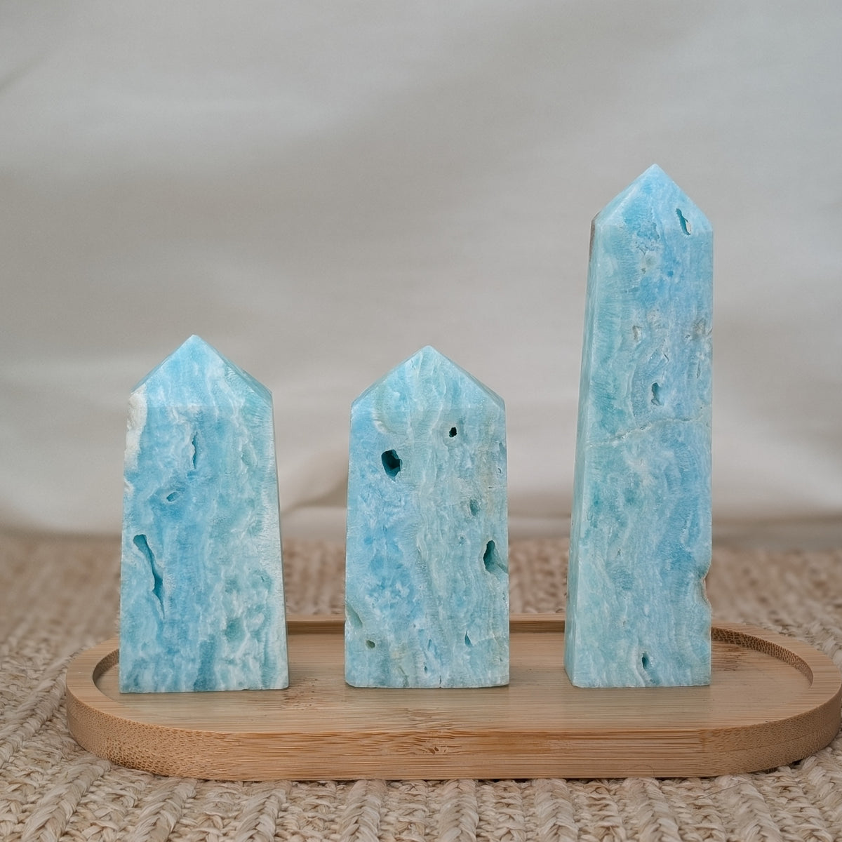Blauer Aragonit Turm [VA-VC]
