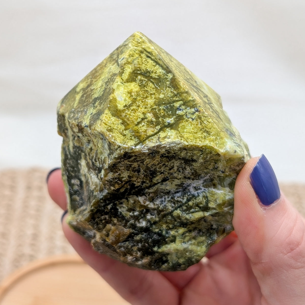 Grüner Opal Spitze / Anschliff [R]