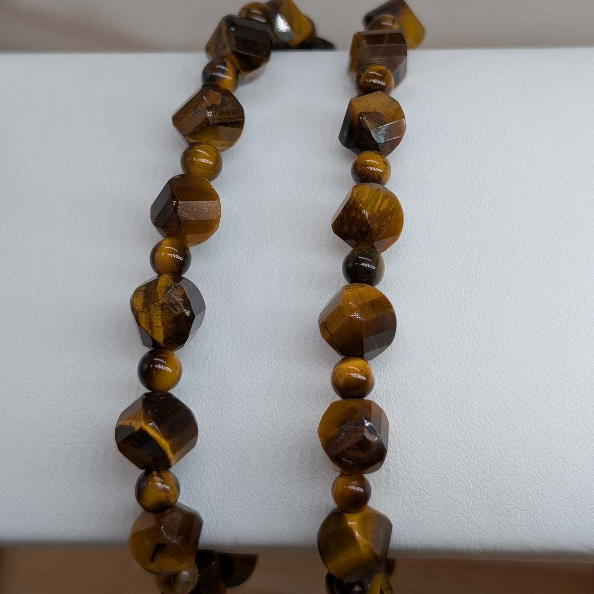 Tigerauge Armband facettiert und Kugelmix