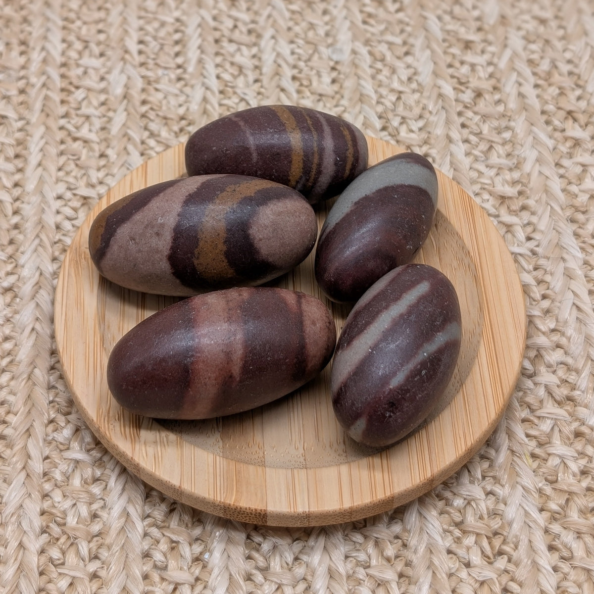 Shiva Lingam Flussstein / Trommelstein