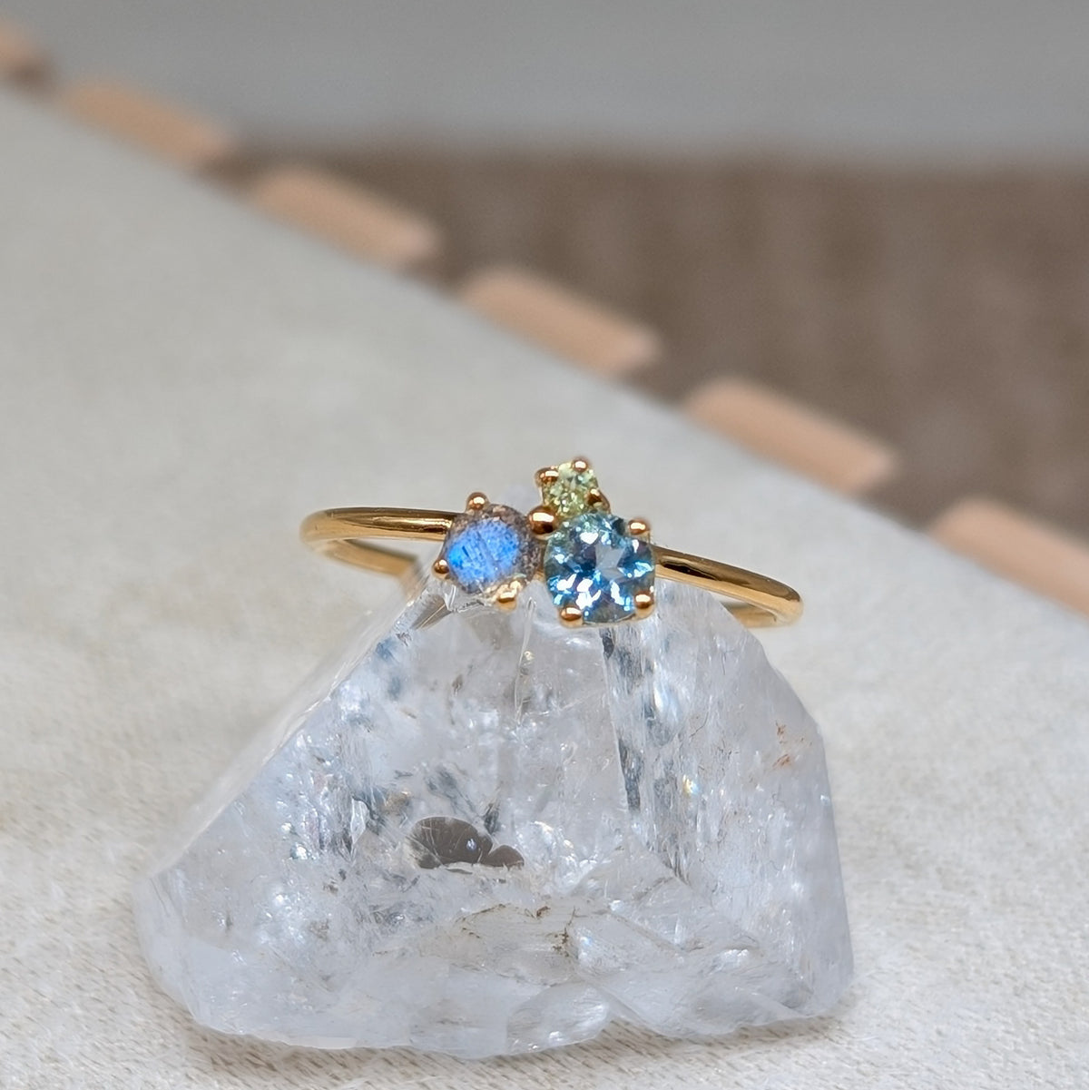 Triple Sparkle Ring 925er Silber vergoldet [Peridot, Labradorit, Topas]